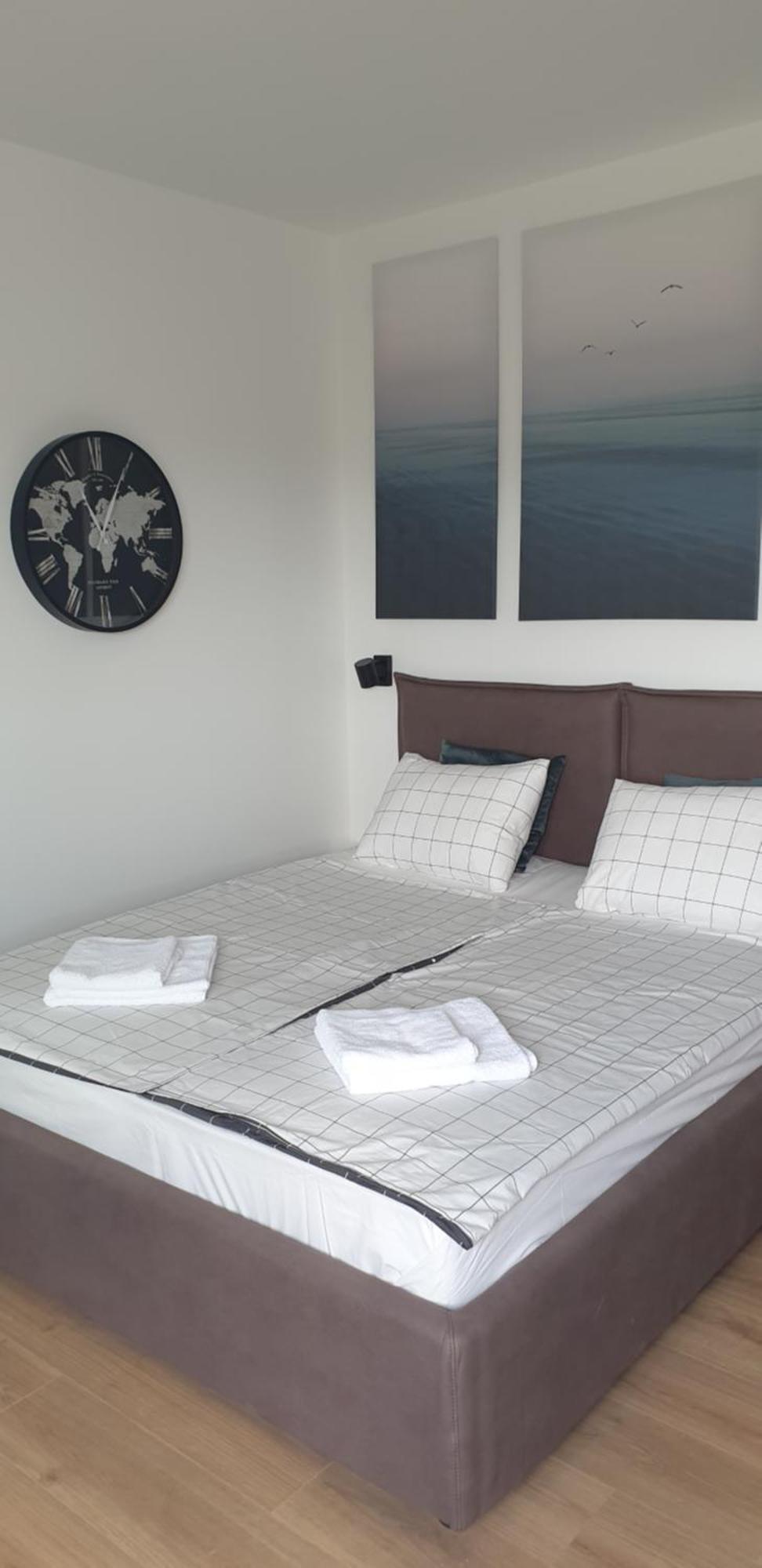 Studio Apartment Hana Pula Exterior photo
